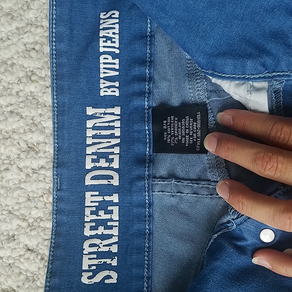 LIKE NEW: Bundle of 3 Skinny Jeans - Picture 4 of 9